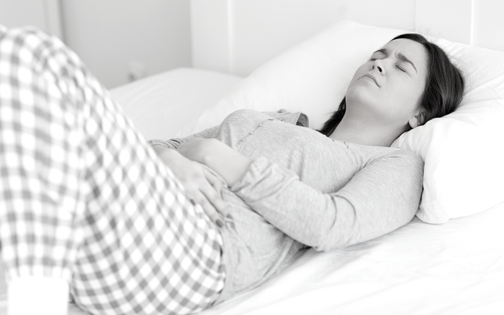 Woman experiences pain after power morcellator surgery.